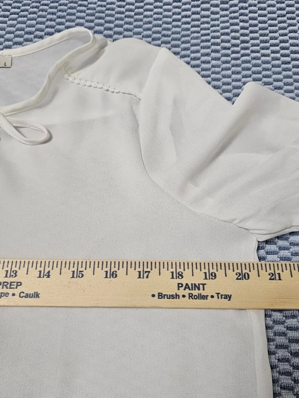 Sakaya White Office Tie-Neck Career Top Women's Short-Sleeve Blouse - Size Large - Picture 5 of 6
